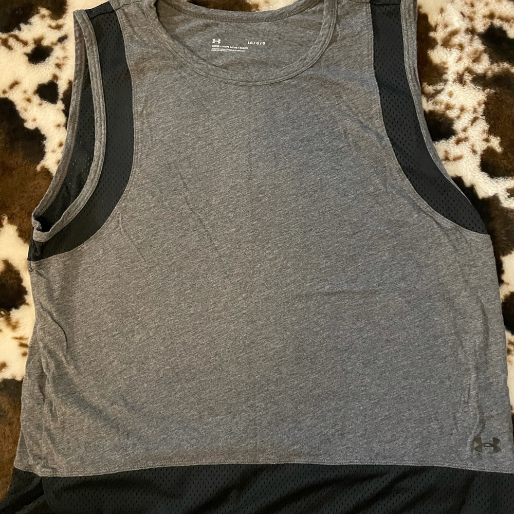 Under Armour loose grey and black tank large